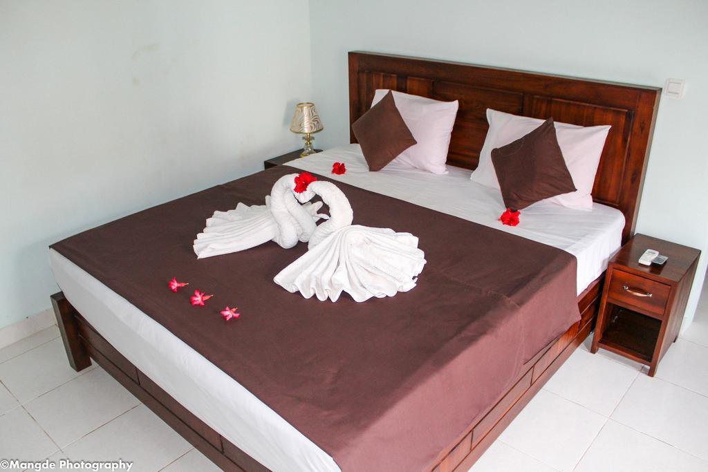 Medal Jaya Hostel & Room Nusa Lembongan  Exterior photo