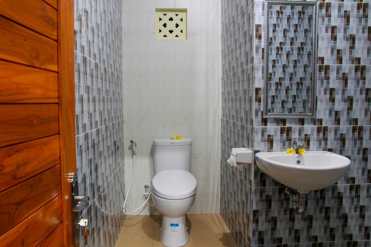 Medal Jaya Hostel & Room Nusa Lembongan  Exterior photo