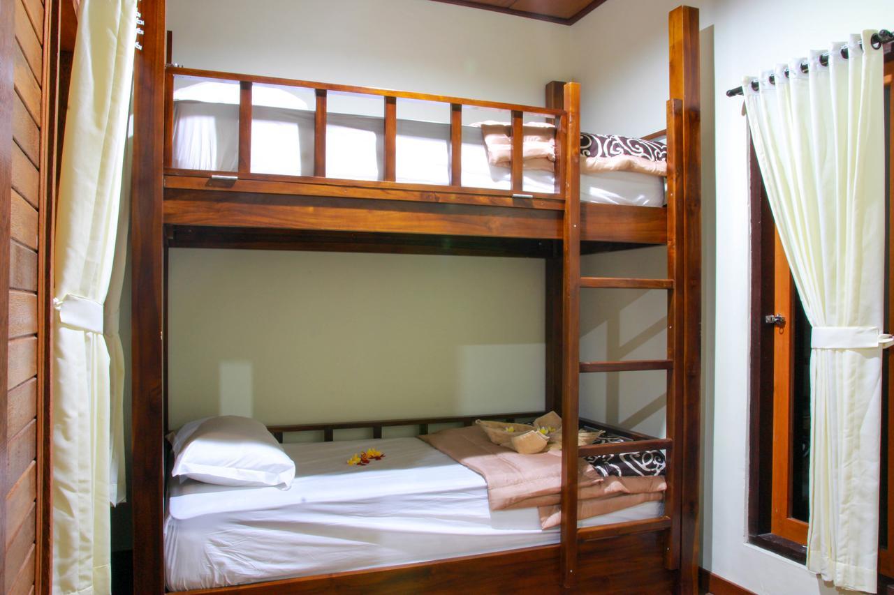 Medal Jaya Hostel & Room Nusa Lembongan  Exterior photo